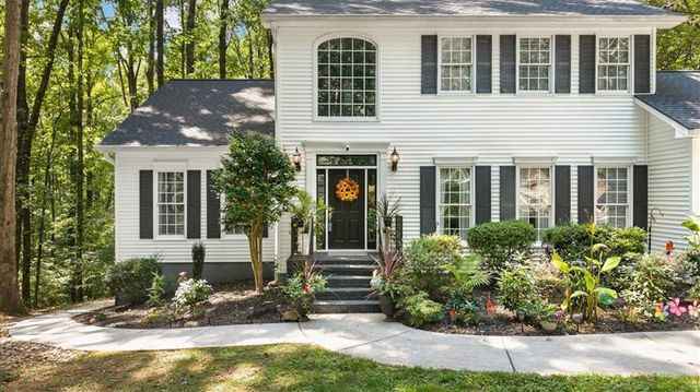 5074 Peach Mountain Circle, Gainesville, GA 30507
