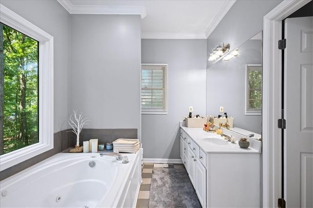 5074 Peach Mountain Circle, Gainesville, GA 30507