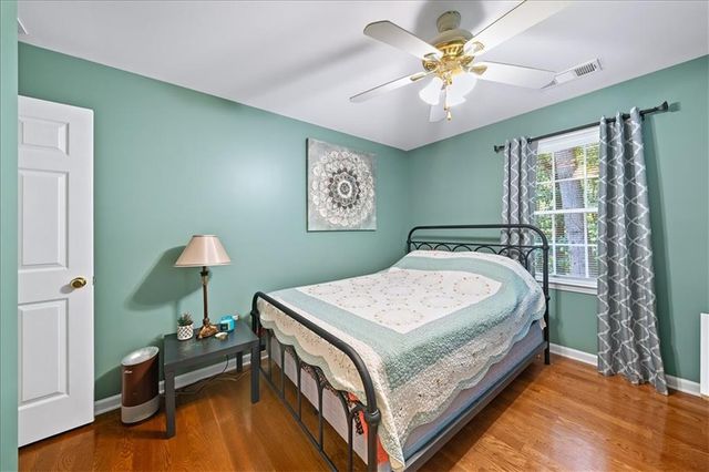 5074 Peach Mountain Circle, Gainesville, GA 30507