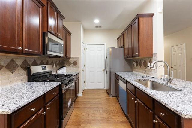 3311 Thornbridge Drive, Powder Springs, GA 30127