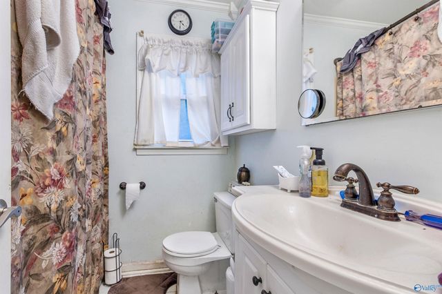 2900 Algerita Drive, Huntsville, AL 35805