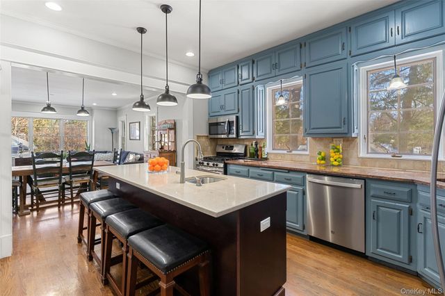 12 Swarthmore Road, Scarsdale, NY 10583