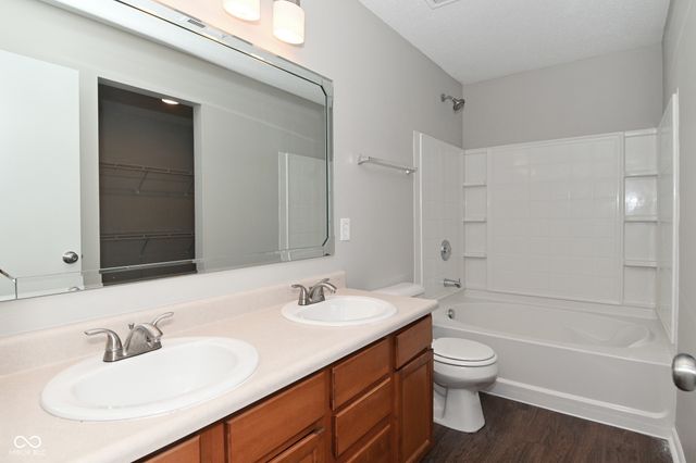 10856 Grace Drive, Ingalls, IN 46048