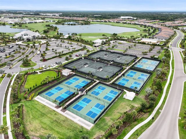 3105 FORMIA COURT, Bradenton, FL 34211