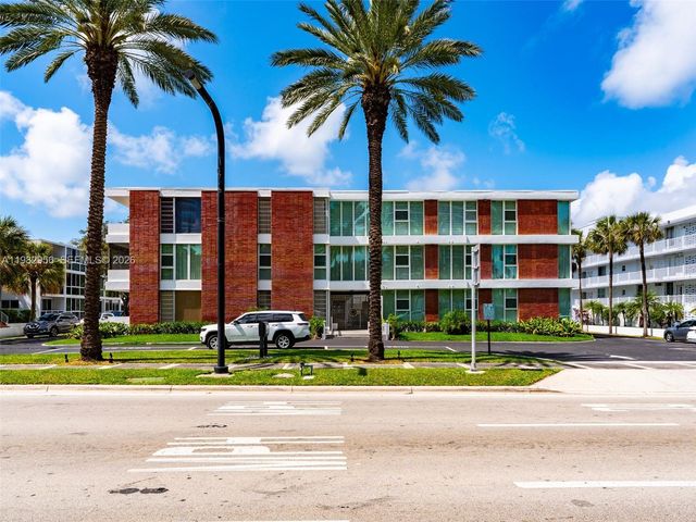 10210 Collins Ave 202, Bal Harbour, FL 33154