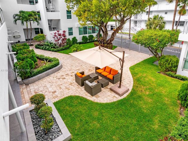 10210 Collins Ave 202, Bal Harbour, FL 33154