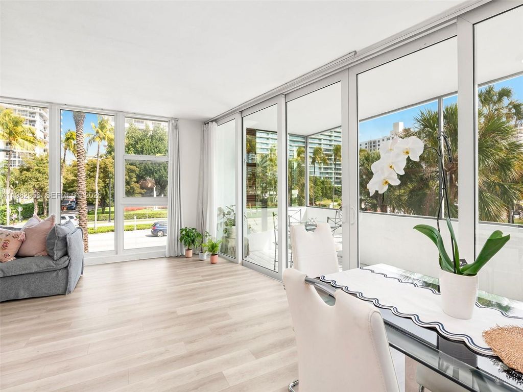 10210 Collins Ave 202, Bal Harbour, FL 33154