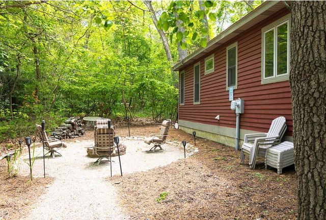 18774 Old Field Road, New Buffalo Twp, MI 49117