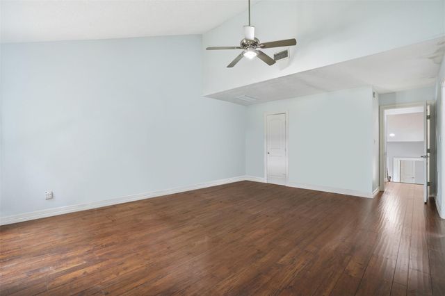 18024 Starboard Drive, Houston, TX 77058
