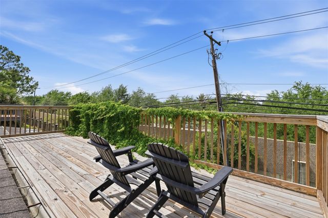 18024 Starboard Drive, Houston, TX 77058