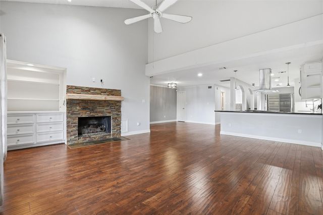 18024 Starboard Drive, Houston, TX 77058