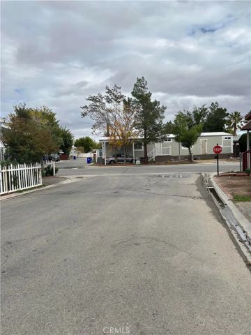 1301 E Avenue I 34, Lancaster, CA 93535