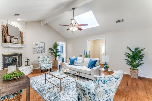 348 La Quinta Circle N, Keller, TX 76248