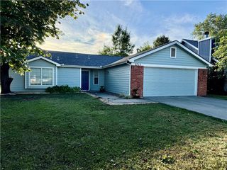 2717 Wildflower Drive, Lawrence, KS 66047