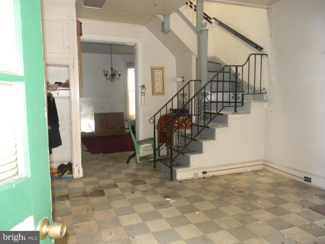 2348 MCCULLOH ST, Baltimore, MD 21217