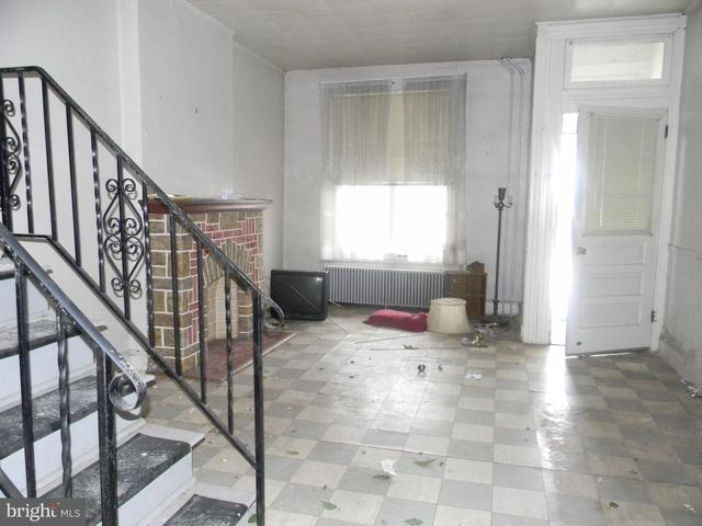 2348 MCCULLOH ST, Baltimore, MD 21217