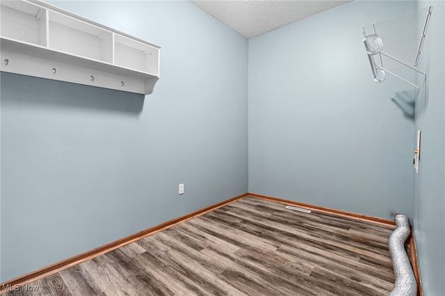 5700 Birmingham Road NE, Canton, OH 44721