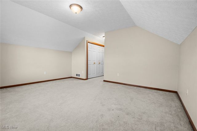 5700 Birmingham Road NE, Canton, OH 44721