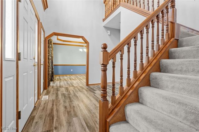 5700 Birmingham Road NE, Canton, OH 44721