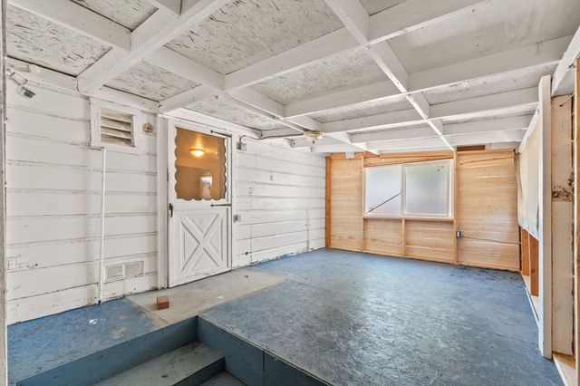 15630 Seville Avenue, Visalia, CA 93292