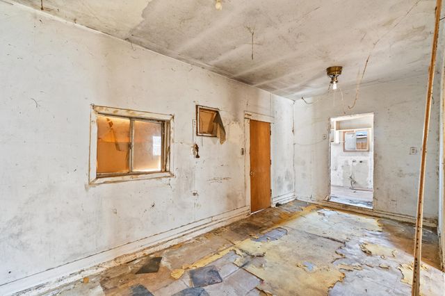 15630 Seville Avenue, Visalia, CA 93292