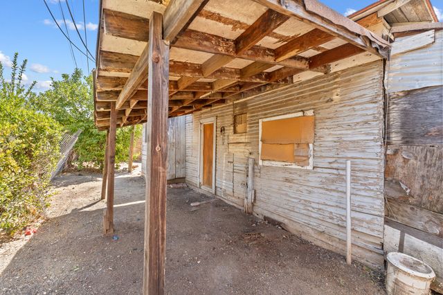 15630 Seville Avenue, Visalia, CA 93292