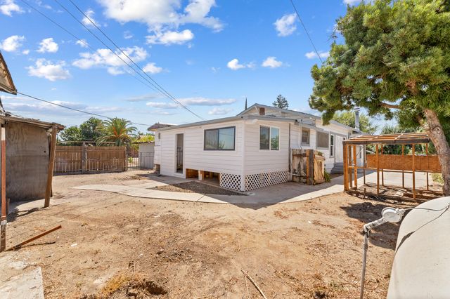 15630 Seville Avenue, Visalia, CA 93292