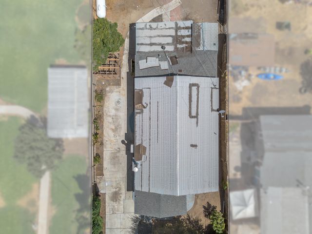 15630 Seville Avenue, Visalia, CA 93292