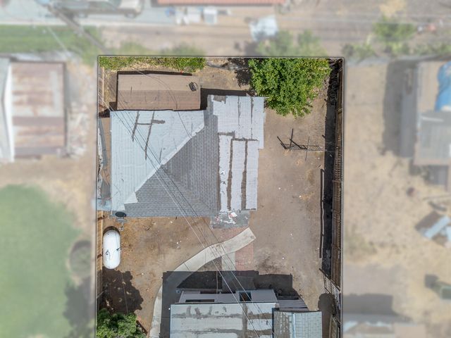 15630 Seville Avenue, Visalia, CA 93292