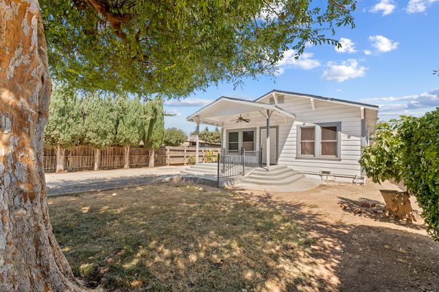 15630 Seville Avenue, Visalia, CA 93292