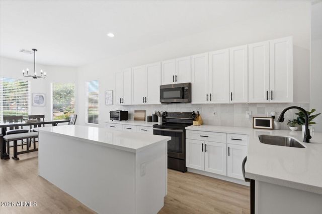 1311 S CANYON OAKS Way, Chandler, AZ 85286