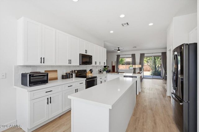 1311 S CANYON OAKS Way, Chandler, AZ 85286