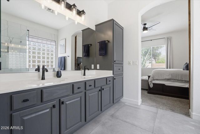 1311 S CANYON OAKS Way, Chandler, AZ 85286