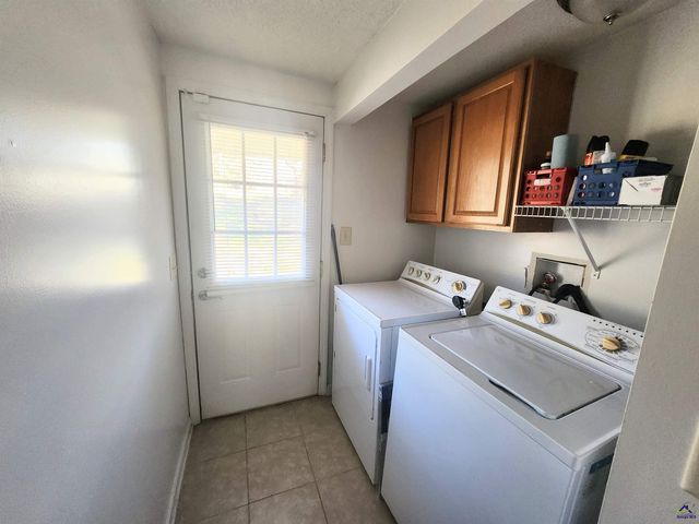 212 Little Farm Lane, Kathleen, GA 31047