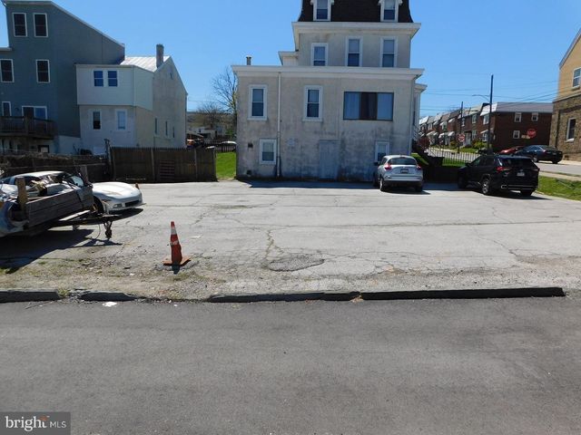 135 W 6TH ST, Bridgeport, PA 19405