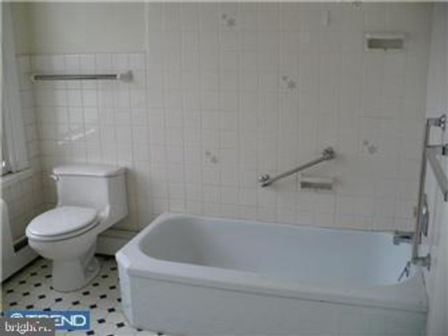 135 W 6TH ST, Bridgeport, PA 19405