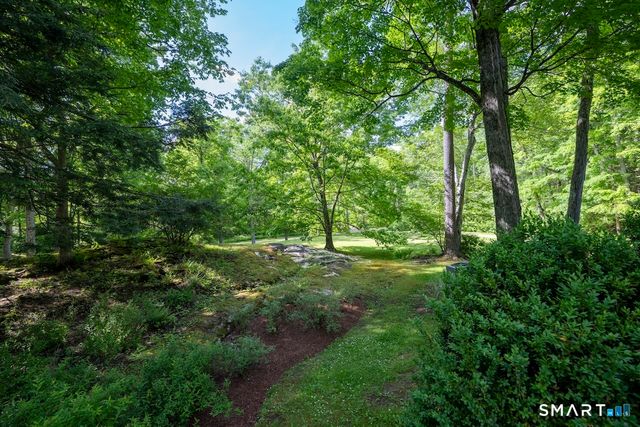 19 Hemlock Lane, Salisbury, CT 06068