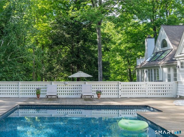 19 Hemlock Lane, Salisbury, CT 06068