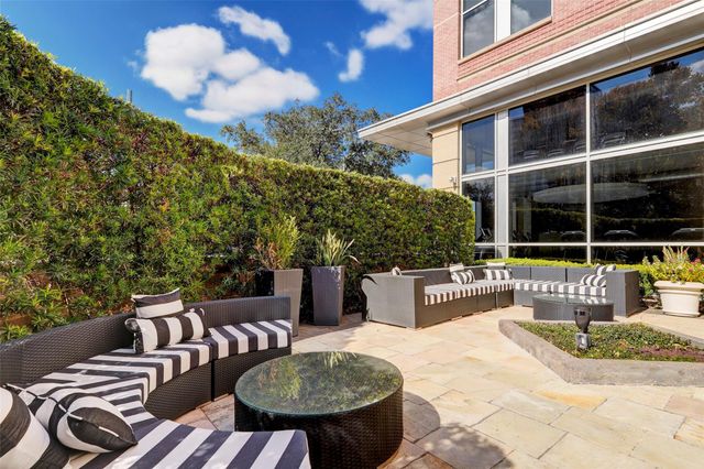 1901 Post Oak Boulevard 1211, Houston, TX 77056