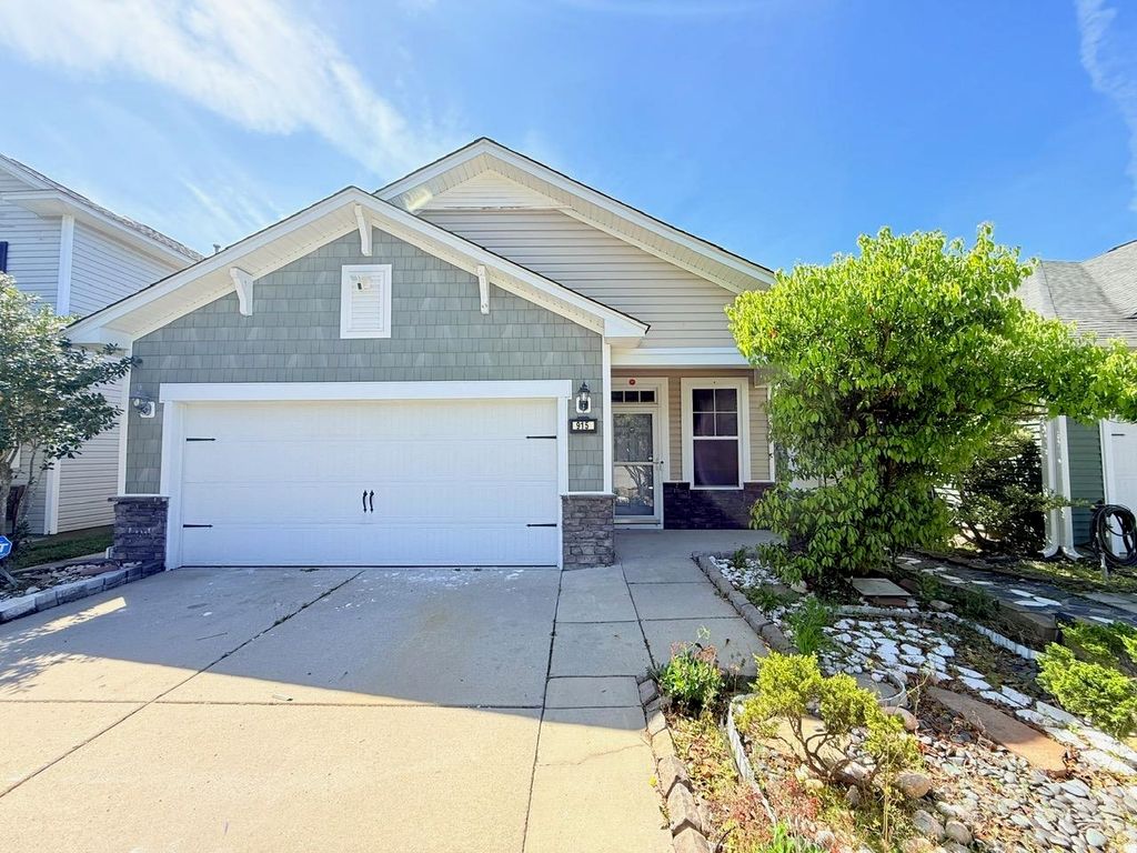 915 Oglethorpe Dr., Conway, SC 29526