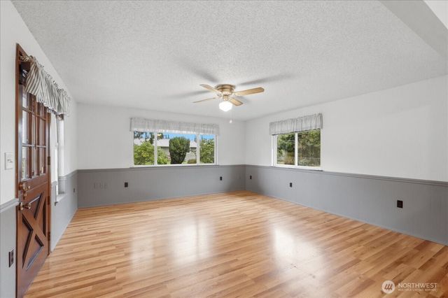 7116 105th Street E, Puyallup, WA 98373