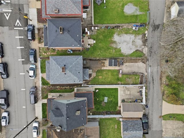 1513 Dagrmar Ave, Beechview, PA 15216