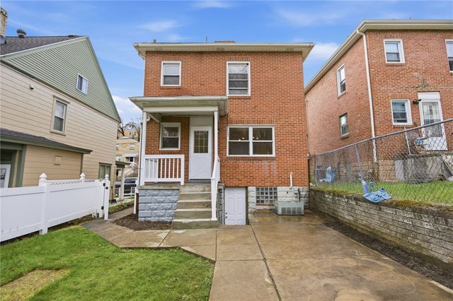 1513 Dagrmar Ave, Beechview, PA 15216