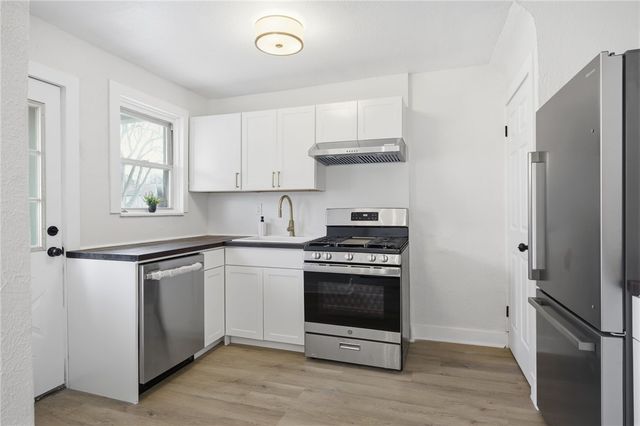 1513 Dagrmar Ave, Beechview, PA 15216