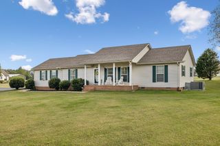 125 Monument Cir, Summertown, TN 38483