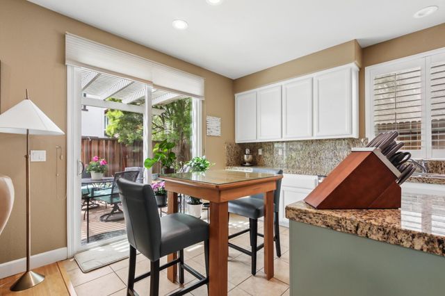 1865 Donner Rd, West Sacramento, CA 95691