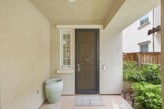 1865 Donner Rd, West Sacramento, CA 95691