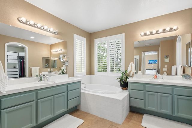 1865 Donner Rd, West Sacramento, CA 95691