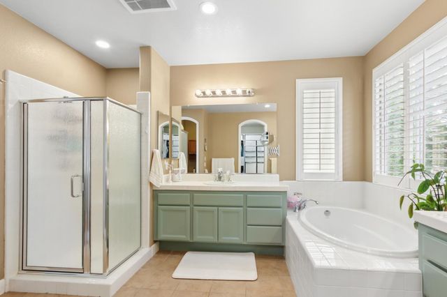 1865 Donner Rd, West Sacramento, CA 95691