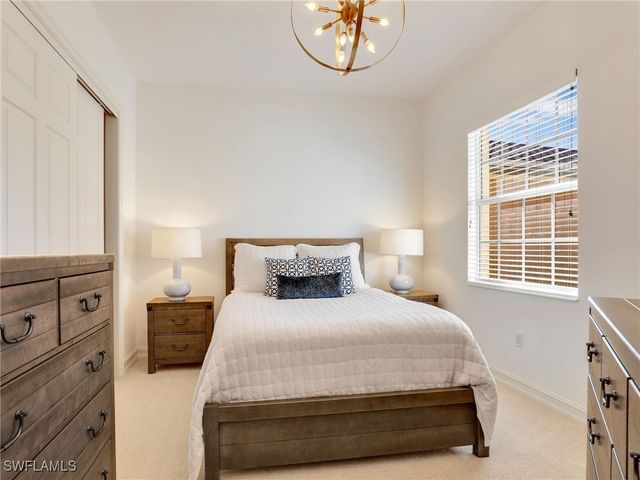 8633 Champions PT 803, Naples, FL 34113